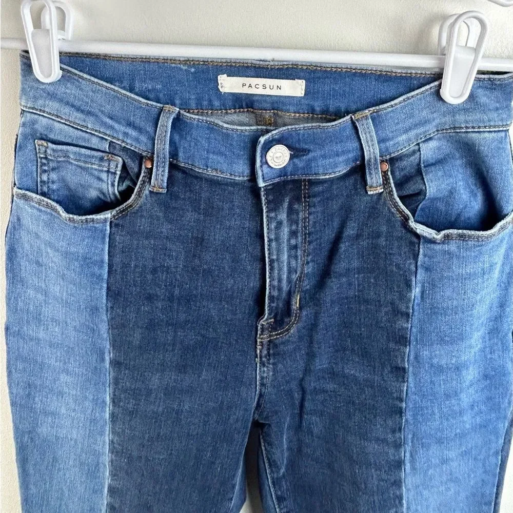 PacSun la two